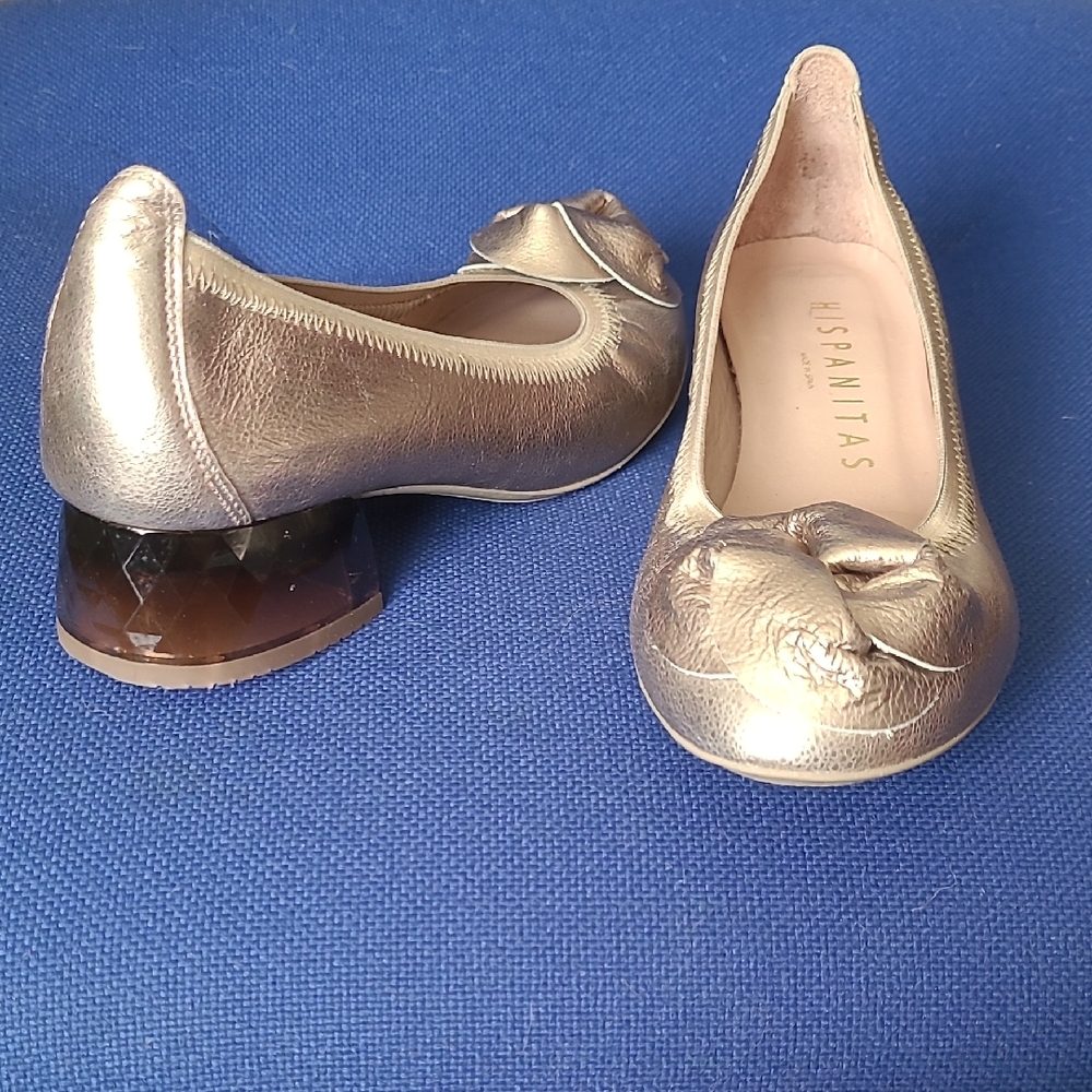 Local European Metallic Gold Flats